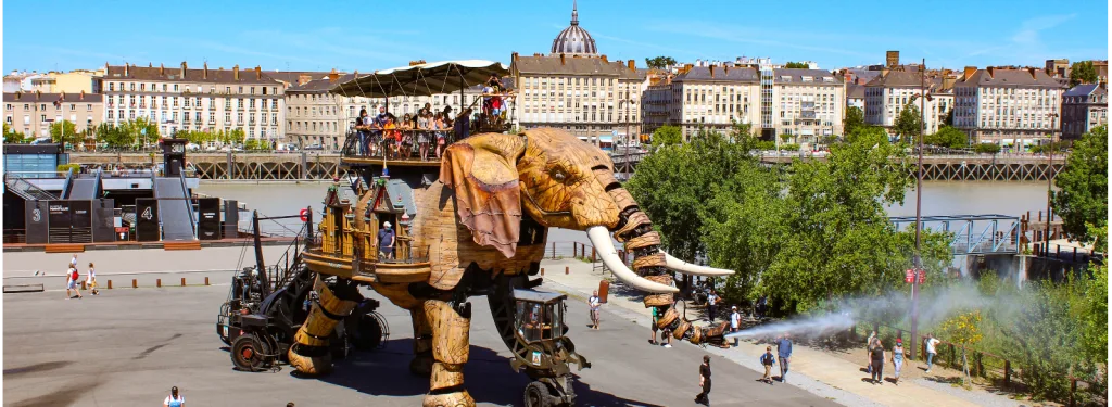 Création artistique et territoire